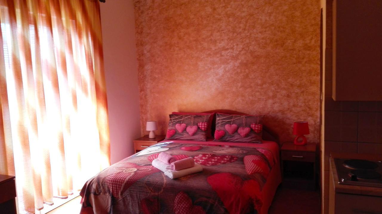 Apartments Tasija Тиват Екстер'єр фото