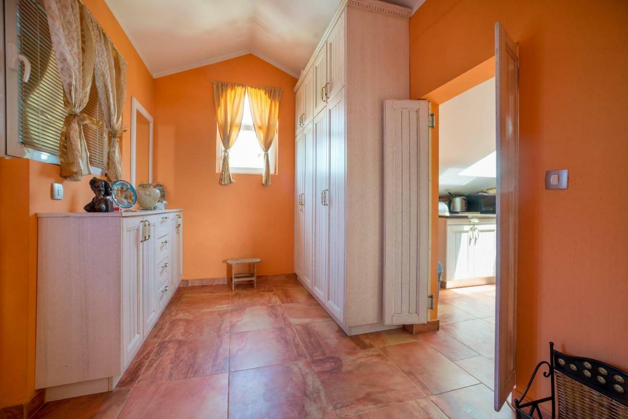 Apartments Tasija Тиват Екстер'єр фото